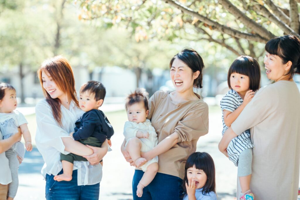 専門家のサポートと母乳育児のコミュニティ